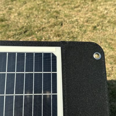 پنل سلول خورشیدی 60 وات برای شارژ سریع 17.5V / 3.4A DC Output Foldable Design