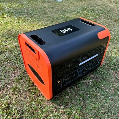 اینورتر امواج سینوس خالص AT22 2200W منبع برق قابل حمل LCD برای خانه کمپینگ در فضای باز