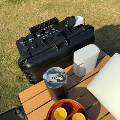 AC سبک و خالص Sine Wave 5000W خروجی برق قابل حمل برای ماجراجویی های در فضای باز