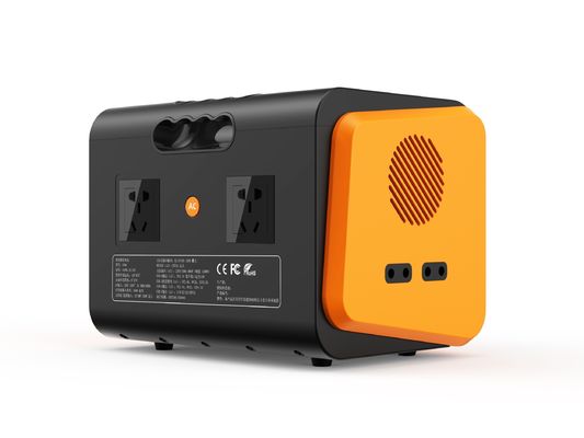 HT06 ژنراتور تلفن همراه در فضای باز 600W نیروگاه خورشیدی قابل حمل با خروجی AC با قدرت بالا