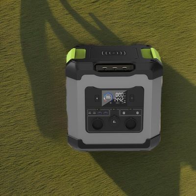 2000W شارژ سریع MPPT LiFePO4 باتری اینورتر تمام در یک سیستم خورشیدی غیر شبکه ای برای بازار شرق آسیا