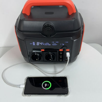 نشان دادن آکورد نرمال 600W/576wh ایستگاه برق قابل حمل برای بیرون خانه RV و حالت آماده