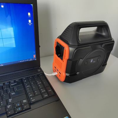 ژنراتور خورشیدی جدا شده 300W/288wh MPPT با رنگ قابل تنظیم