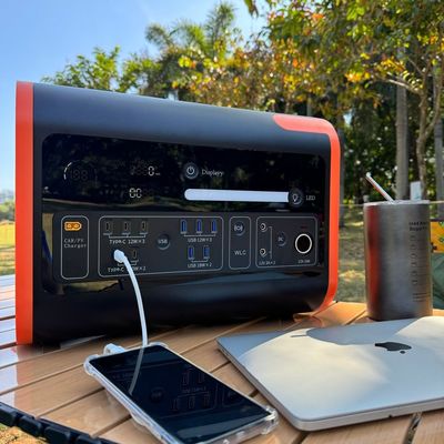 اینورتر موج سینوس خالص 2200W ژنراتور اورژانسی لیتیوم آهن فسفات برای قابل حمل