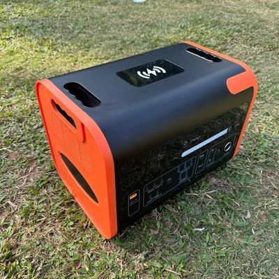 600W 2000W ایستگاه برق قابل حمل ژنراتور خورشیدی برای کمپینگ قطع برق اضطراری