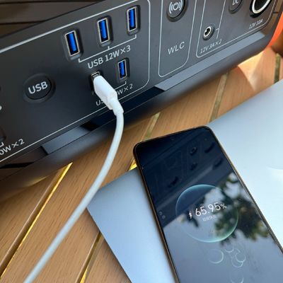 2200W خروجی قدرت بالا ایستگاه برق LiFePO4 قابل حمل برای راه حل های اصلی و خورشیدی