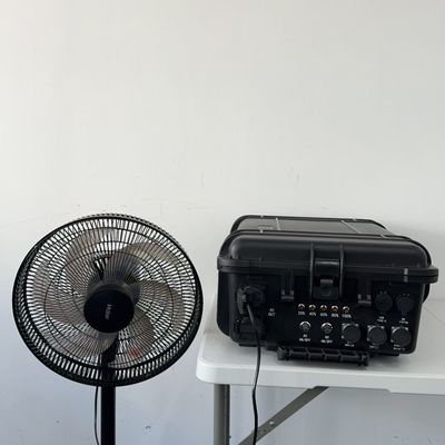 تمام باتری های خورشیدی سازگار 4000W شارژ در ایستگاه برق قابل حمل انرژی Uav