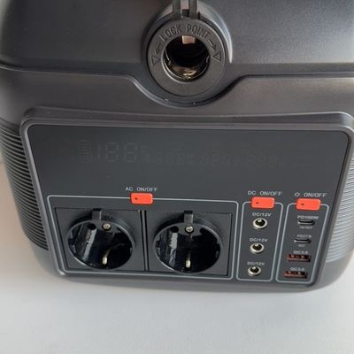 نیروگاه برق قابل حمل 600W 150W 200W 300W ژنراتور پانل های خورشیدی برای کمپینگ و خانه