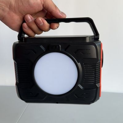 منبع برق خارج از منزل قابل حمل 200 وات ایستگاه برق قابل حمل با چراغ LED