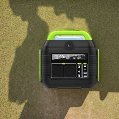 S6 باتری لیتیوم برق خورشیدی در فضای باز 600W برای قطع برق قابل حمل