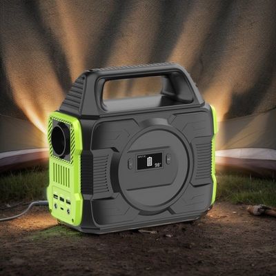 EU AC Socket Compatible تمام نیروگاه های خورشیدی قابل حمل 300W با باتری لیتیوم RV