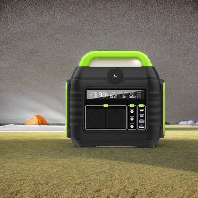 ژنراتور سلول خورشیدی قابل حمل 600W ایستگاه برق چند کارکردی برای ماجراجویی های در فضای باز