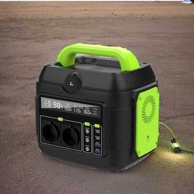 ژنراتور سلول خورشیدی قابل حمل 600W ایستگاه برق چند کارکردی برای ماجراجویی های در فضای باز