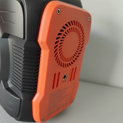 300W محافظت از مدار کوتاه باتری برق ژنراتور خورشیدی نیروگاه موبایل کامپکت