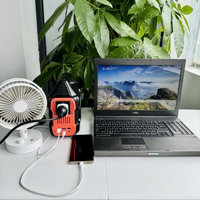 مرکز برق قابل تنظیم 300W 288wh 14.4V 20Ah 80000mAh قابل حمل با صفحه نمایش LCD