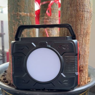 ظرفیت باتری 48000mAh 200W ژنراتور خورشیدی قابل حمل نوع C ایستگاه خروجی AC DC USB