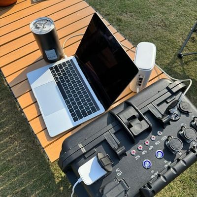 چوب کشنده قابل حمل با چرخ دار ژنراتور خورشیدی LiFePO4 باتری 3000W 5000W