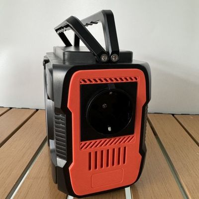 200W AC خروجی ایستگاه خورشیدی قابل حمل 110/220V-50Hz/60Hz باتری لیتیوم 173wh