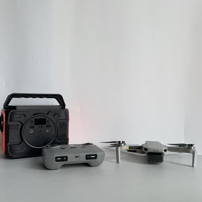 200W AC خروجی ایستگاه خورشیدی قابل حمل 110/220V-50Hz/60Hz باتری لیتیوم 173wh