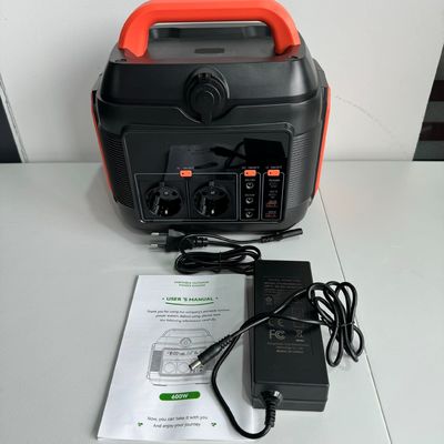 خانواده کمپینگ در فضای باز نیروگاه خورشیدی 110V/220V/600W/576wh با روشن کننده سیگار