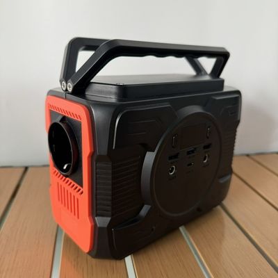ایستگاه برق حمل و نقل در فضای باز با ظرفیت باتری 48000mAh و خروجی 200W / 300W / 600W