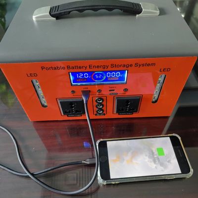 ایستگاه شارژ تلفن همراه قابل حمل 300W/500W پانل خورشیدی برای فعالیت های بیرونی