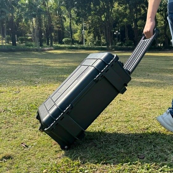 ST-70 Super Fast Charge 6000W 4800wh ایستگاه برق قابل حمل با عملکرد خانه هوشمند