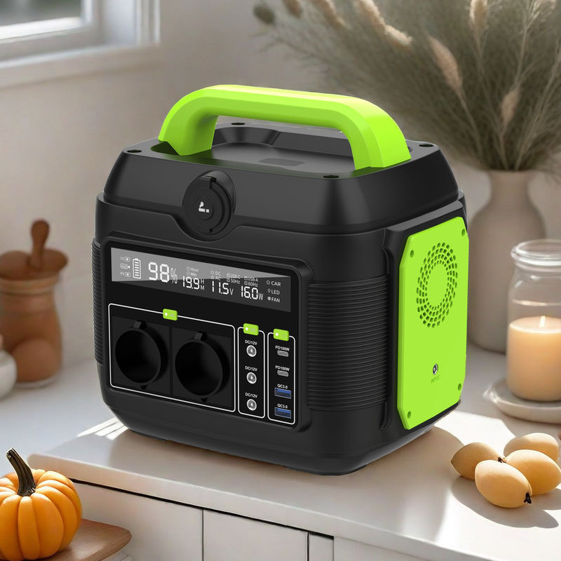 ایستگاه برق قابل حمل 300W 500W 600W 1200W 2200W برای شارژ در حالی که کمپینگ ماهیگیری