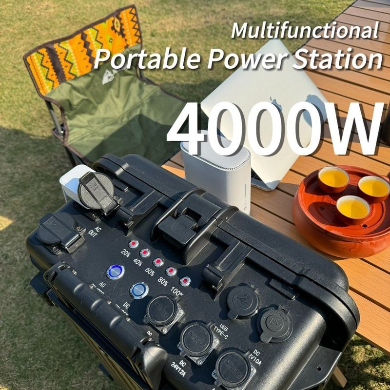 4000W بانک های شارژ خورشیدی برای کمپینگ و خانه برق پشتیبان AC خروجی جریان 15A Max