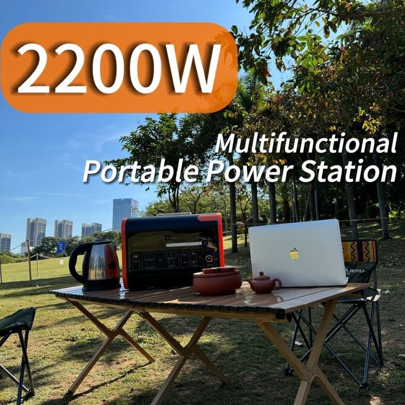 ولتاژ خروجی AC 220V ± 5٪ 2200W ایستگاه برق قابل حمل 2220wh 2000W ژنراتور خورشیدی