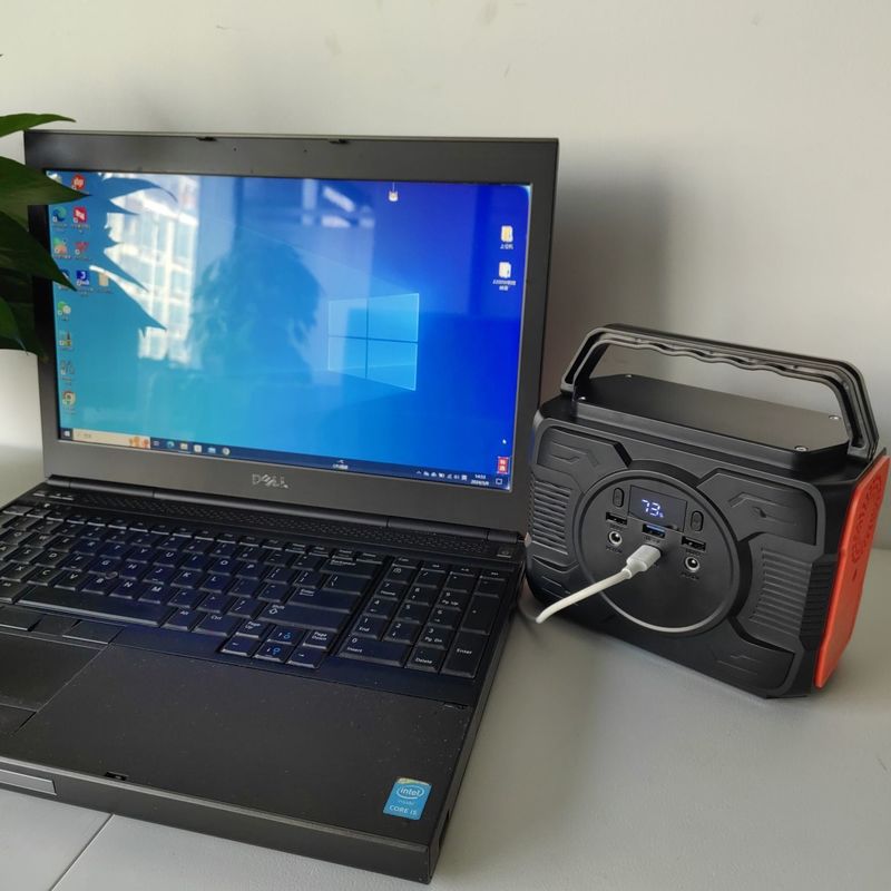 ژنراتور خورشیدی قابل حمل 200 وات برای صادرات USB2 5V/2.1A و ظرفیت نامی 173wh