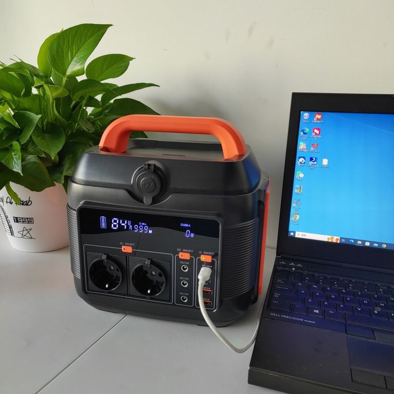 600W/576wh ایستگاه الکتریکی قابل حمل چند عملکردی مستقیم با خروجی Pd27W نوع C2