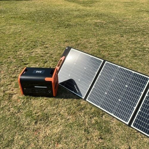 بازیافت 2500 بار منبع برق قابل حمل 2200W ورودی خورشیدی 800W برای سفر