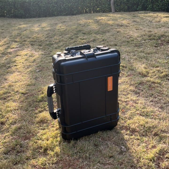 حالت حمل و نقل چوب کش قابل حمل با قطب چرخ 3000W LiFePO4 باتری BMS نیروگاه خورشیدی