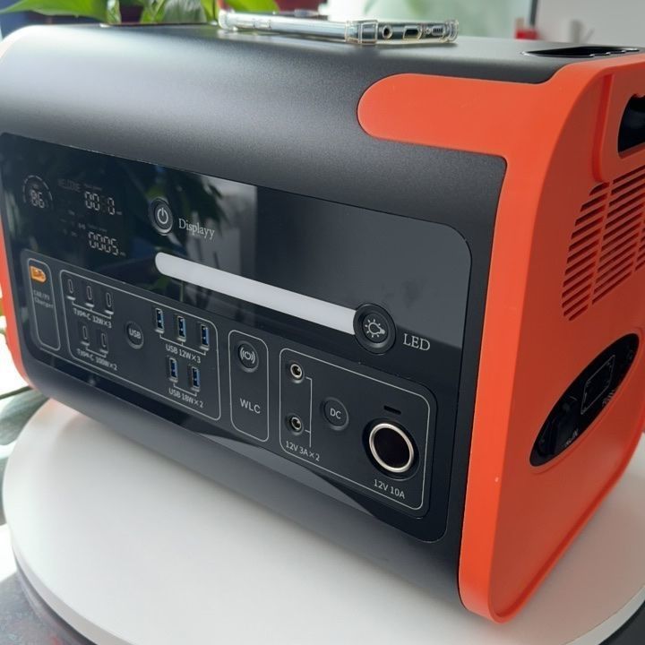 600W 2000W ایستگاه برق قابل حمل ژنراتور خورشیدی برای کمپینگ قطع برق اضطراری