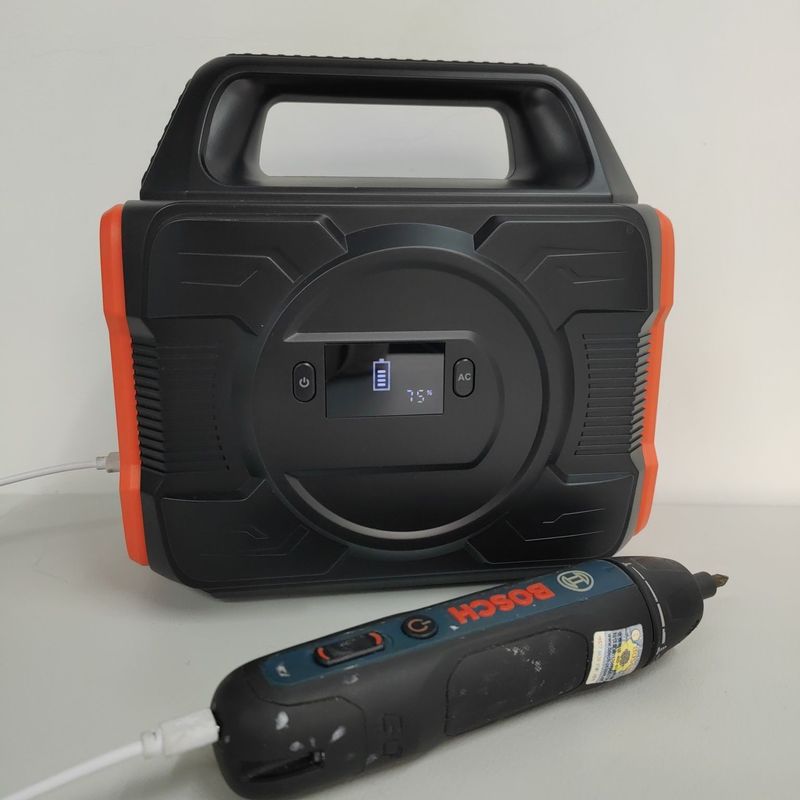 همه سازگاری 110/220V 300W در فضای باز برق تلفن همراه ایستگاه برق قابل حمل ژنراتور خورشیدی