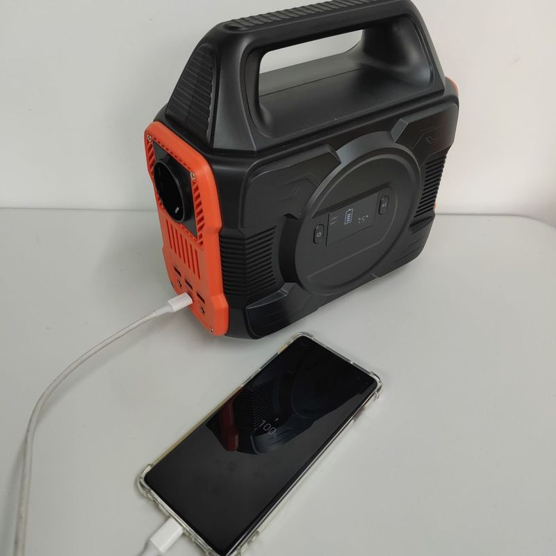مرکز برق قابل تنظیم 300W 288wh 14.4V 20Ah 80000mAh قابل حمل با صفحه نمایش LCD