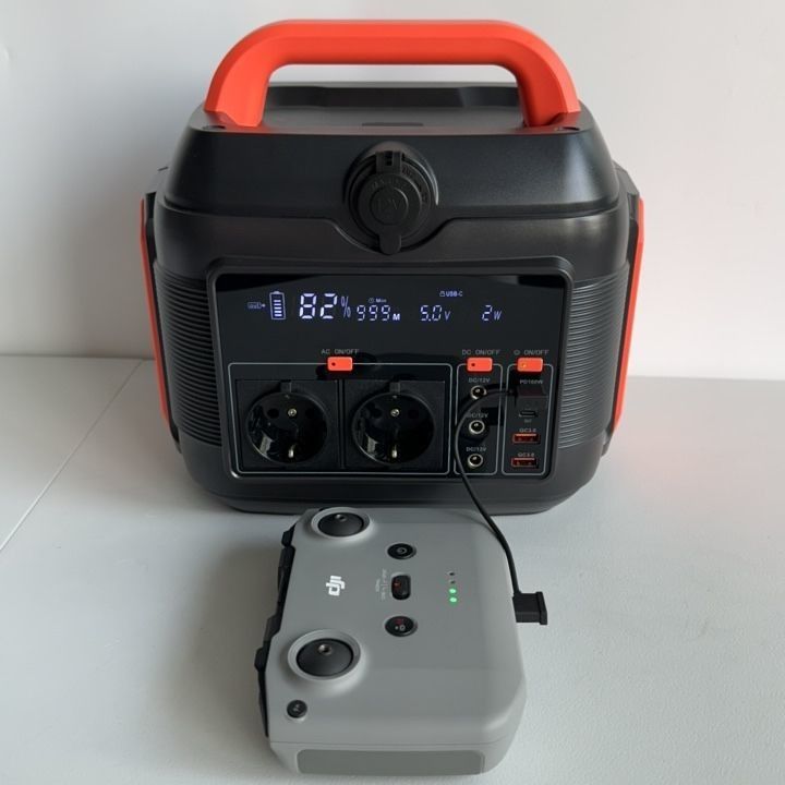 576wh/600W LiFePO4 باتری شارژ پذیر ایستگاه برق قابل حمل ایده آل برای خانه های بیرونی