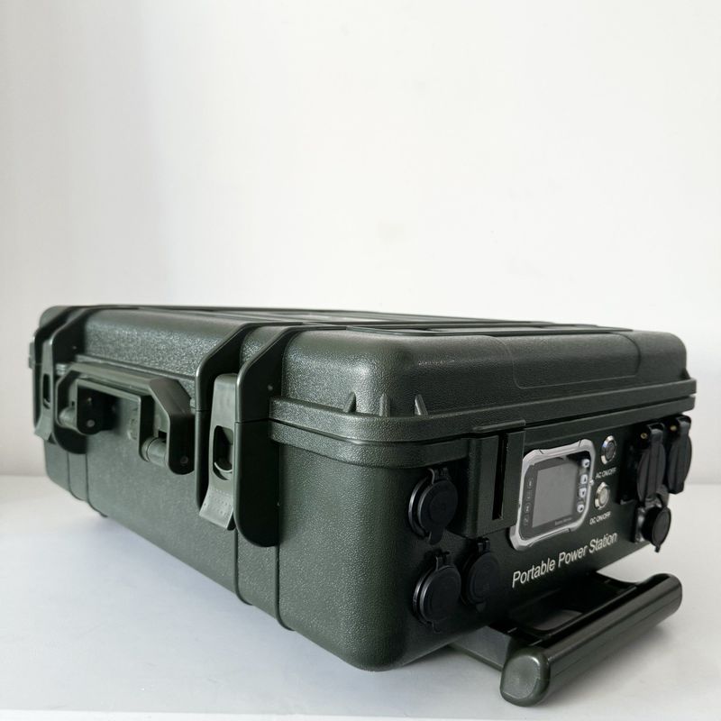 نیروگاه برق بادی خورشیدی قابل حمل DC58.8V 3000W 6000W 7000W با باتری LiFePO4