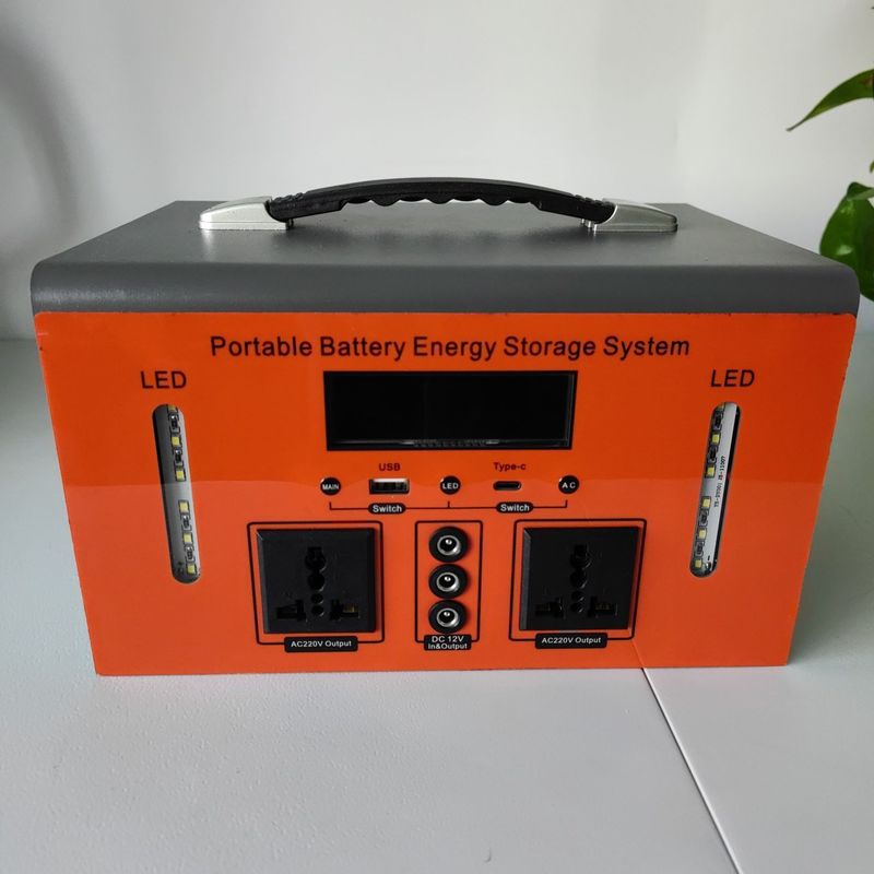 300W / 500W ایستگاه برق قابل حمل برای کمپینگ و خانه اضطراری USB DC خروجی 5V / 10W Max